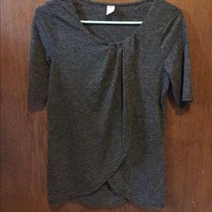 Old navy nursing t shirt